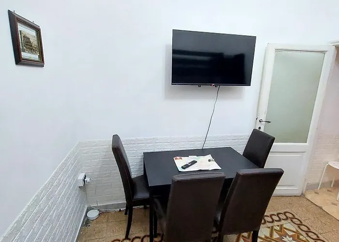 Apartment La Casetta Machiavelli 900m From The Colosseum